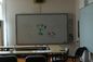 Wechselwirkende Schreibplatte des intelligenten digitalen Klassenzimmers mit buntem Markierungsstift